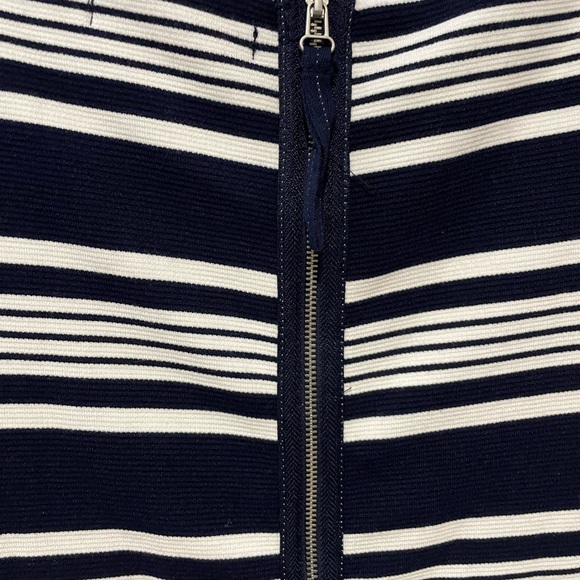 Lark & Ro dress size small. Blue and white - Picture 4 of 6